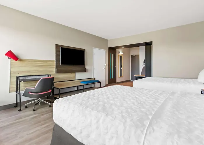 Tru By Hilton Hotel 3*
